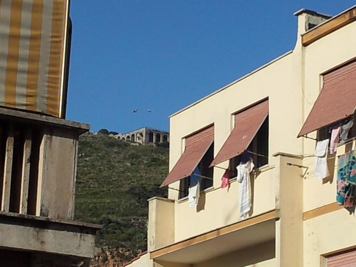 B&B Dimora Di Traiano Terracina Eksteriør billede