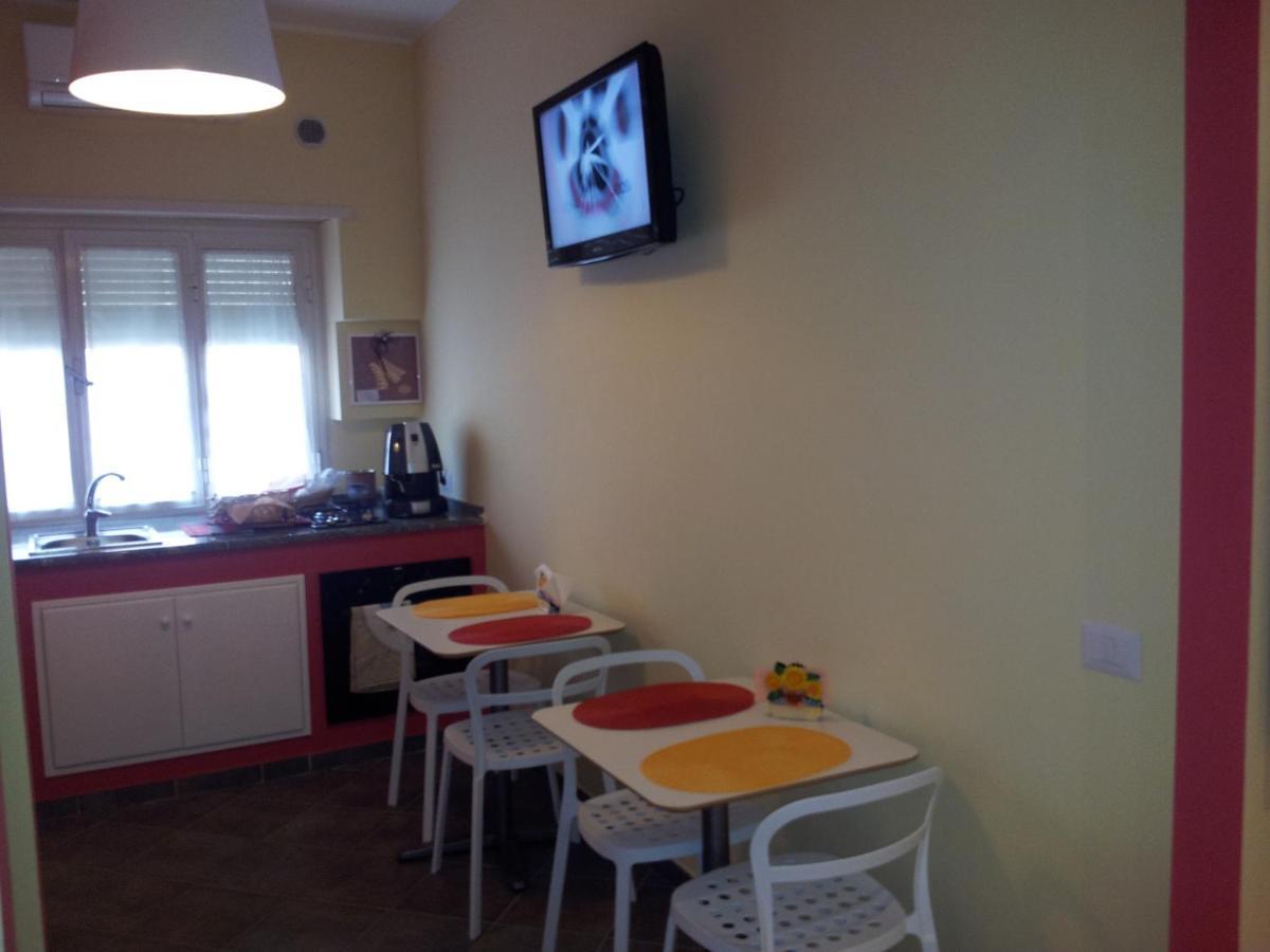 B&B Dimora Di Traiano Terracina Eksteriør billede